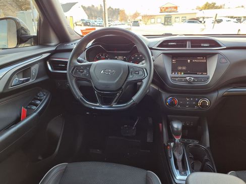 Used 2022 Chevrolet TrailBlazer RS image 8