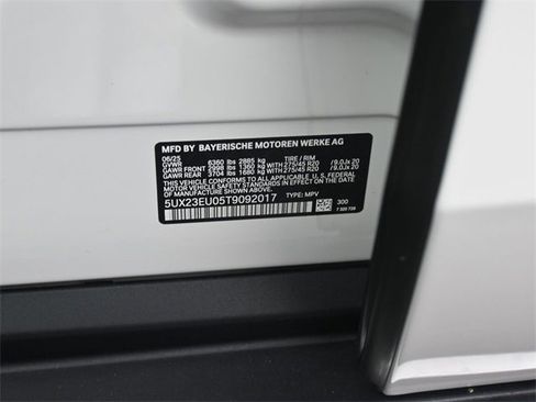 New 2026 BMW X5 xDrive40i w/ Parking Assistance Package image 18