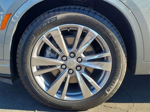 Certified 2023 Cadillac XT6 Premium Luxury image 33