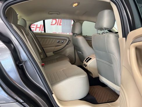 Used 2019 Ford Taurus SE FWD image 10