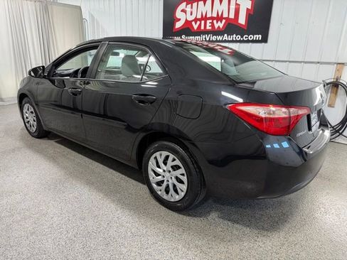 Used 2017 Toyota Corolla LE w/ Carpet Mat Package (TMS) FWD image 6