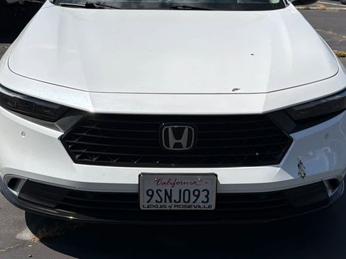Used 2025 Honda Accord Touring image 9