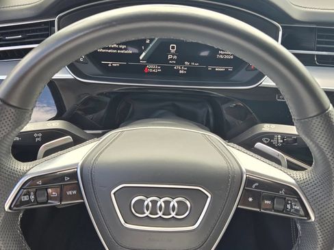 Used 2023 Audi S8 w/ S8 Comfort Plus Package AWD/4WD image 28