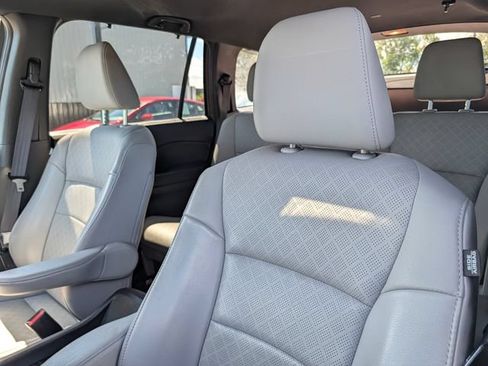 Used 2019 Honda Passport Touring image 11