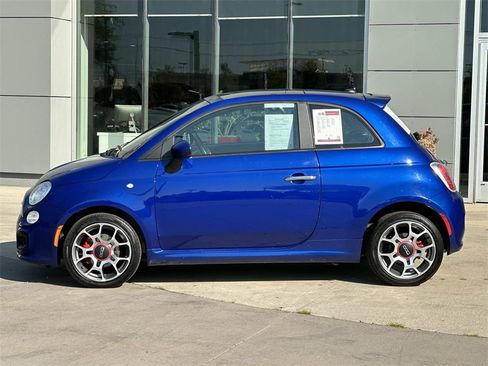 Used 2012 FIAT 500 Sport w/ Safety & Sound Pkg image 2