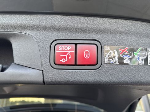 New 2026 Mercedes-Benz GLE 63 AMG S image 19