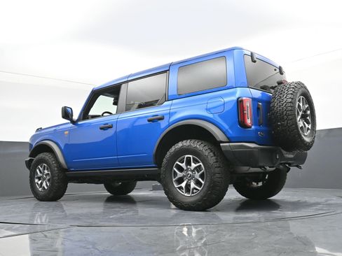 Used 2025 Ford Bronco Badlands image 30