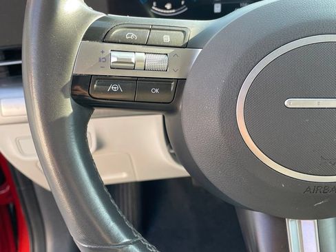 Used 2025 Hyundai Kona SEL FWD image 15