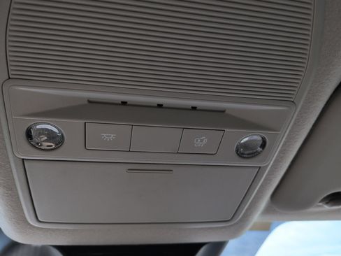 Used 2025 Nissan Kicks SR AWD/4WD image 21