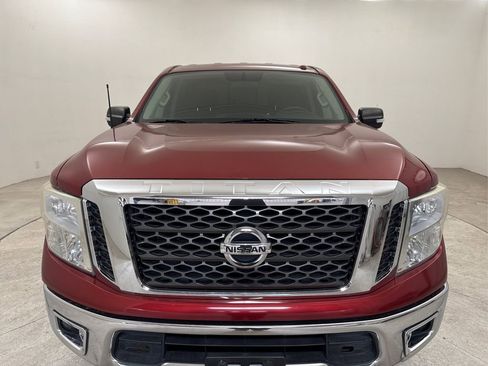 Used 2017 Nissan Titan SV RWD image 17