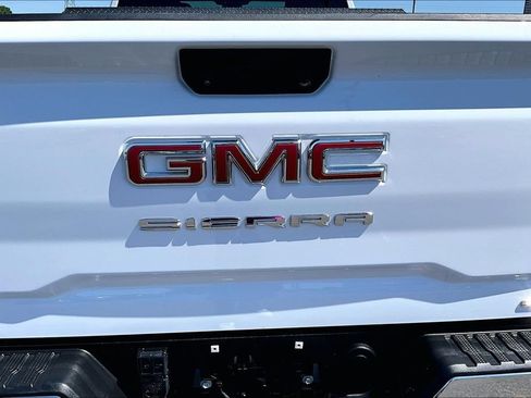 Used 2025 GMC Sierra 2500 SLE AWD/4WD image 26