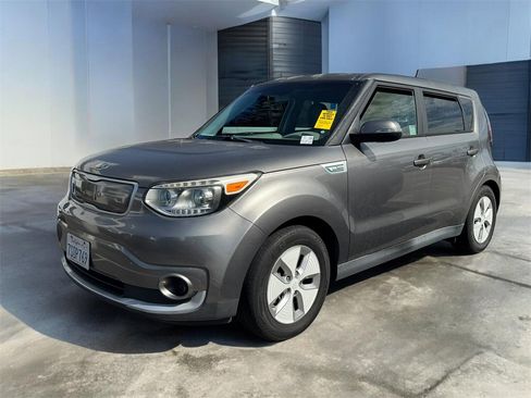 Used 2016 Kia Soul EV image 15