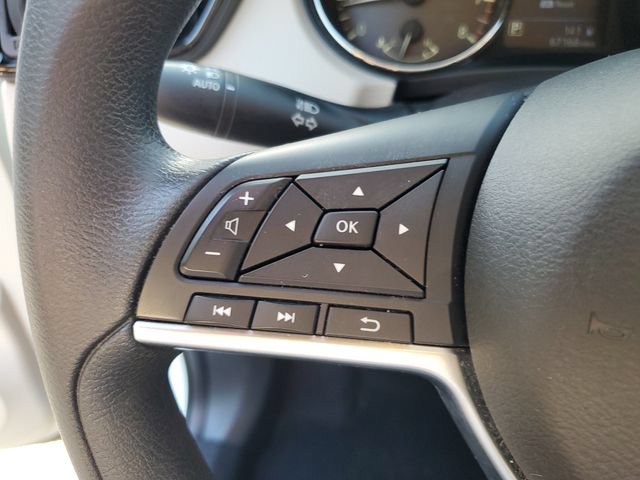 Used 2020 Nissan Rogue Sport SV FWD image 28