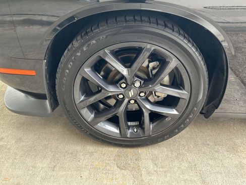 Used 2022 Dodge Challenger R/T w/ Plus Package image 14