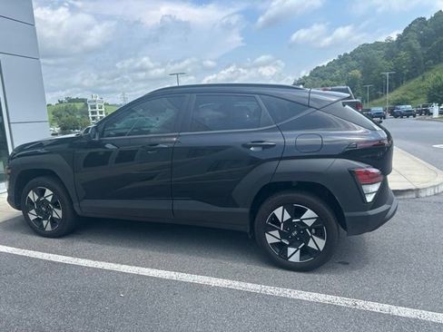 Used 2025 Hyundai Kona SEL AWD/4WD image 14