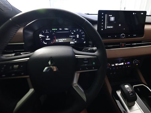 Used 2025 Mitsubishi Outlander SEL FWD image 21