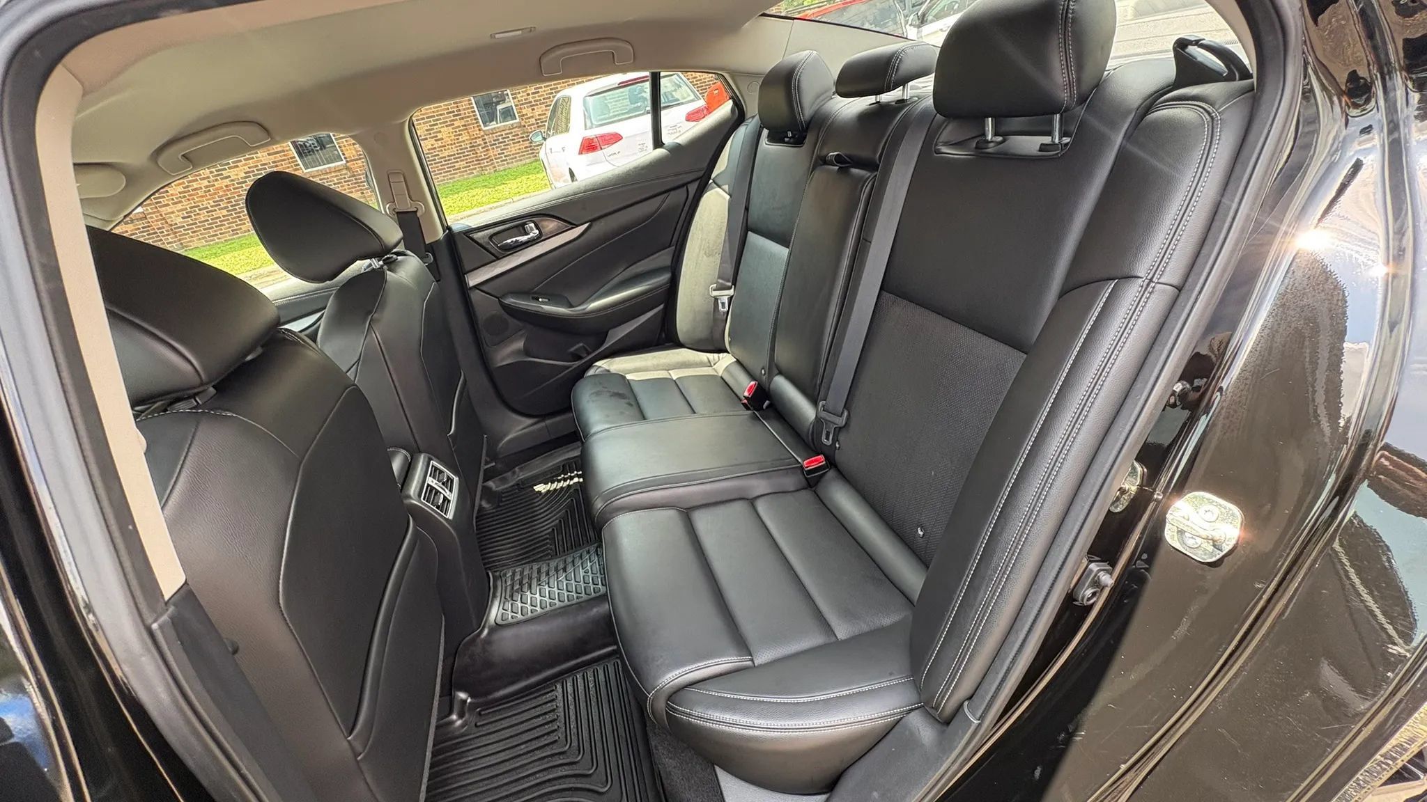 Used 2017 Nissan Maxima 3.5 SV FWD image 24