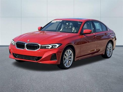 Certified 2023 BMW 330i xDrive Sedan w/ Premium Package AWD/4WD image 10