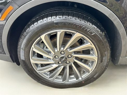 Used 2024 Lincoln Corsair Reserve image 33