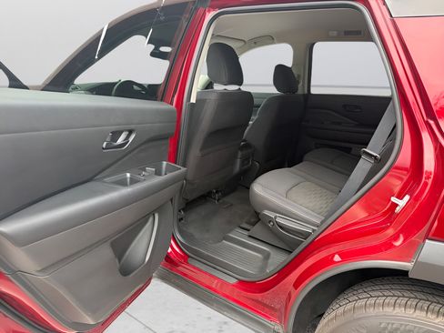 Certified 2024 Nissan Pathfinder SV FWD image 19