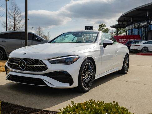 New 2026 Mercedes-Benz CLE 300 4MATIC Cabriolet image 3