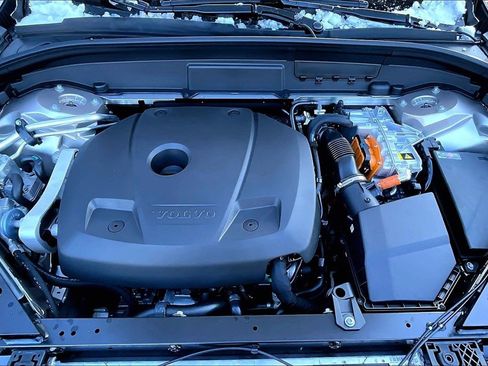 New 2026 Volvo XC60 T8 Plus w/ Protection Package Premier image 12