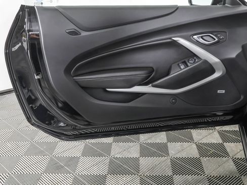 Used 2017 Chevrolet Camaro LT image 35