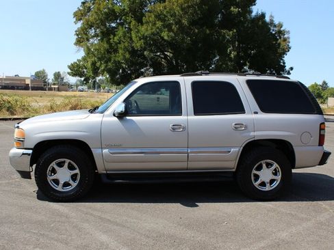 Used 2004 GMC Yukon SLT w/ 1SD Preferred Equipment Group AWD/4WD image 7