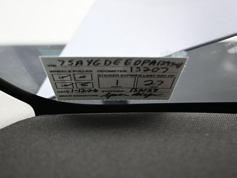 Used 2023 Tesla Model Y Long Range image 46