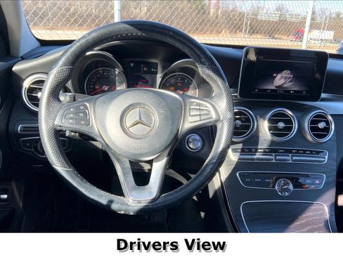 Used 2017 Mercedes-Benz C 300 C 300 image 4
