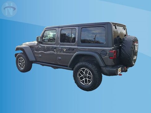 Used 2025 Jeep Wrangler Unlimited Rubicon w/ Safety Group AWD/4WD image 6