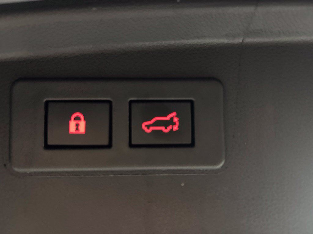 Used 2024 Subaru Outback Limited AWD/4WD image 6
