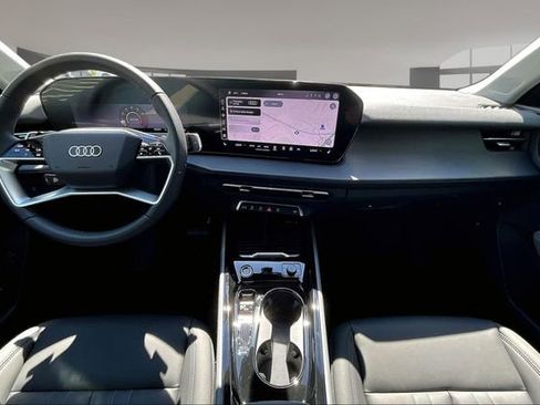 New 2026 Audi Q3 quattro 2.0T AWD/4WD image 5