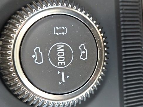 New 2025 GMC Hummer EV 2X image 38