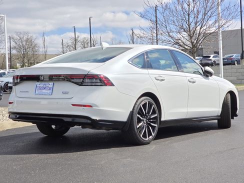 Used 2023 Honda Accord Touring image 27