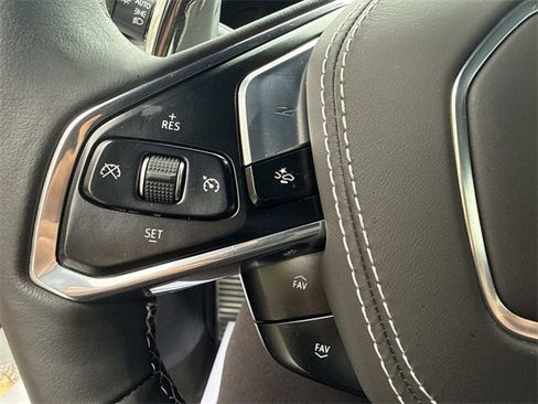 Used 2025 Chevrolet Corvette Stingray Preferred Cpe w/ Z51 Performance Package image 13