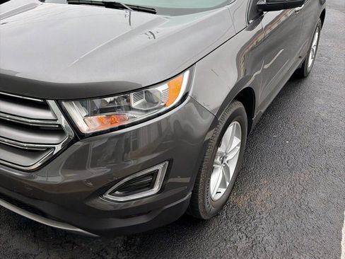 Used 2017 Ford Edge SEL image 3