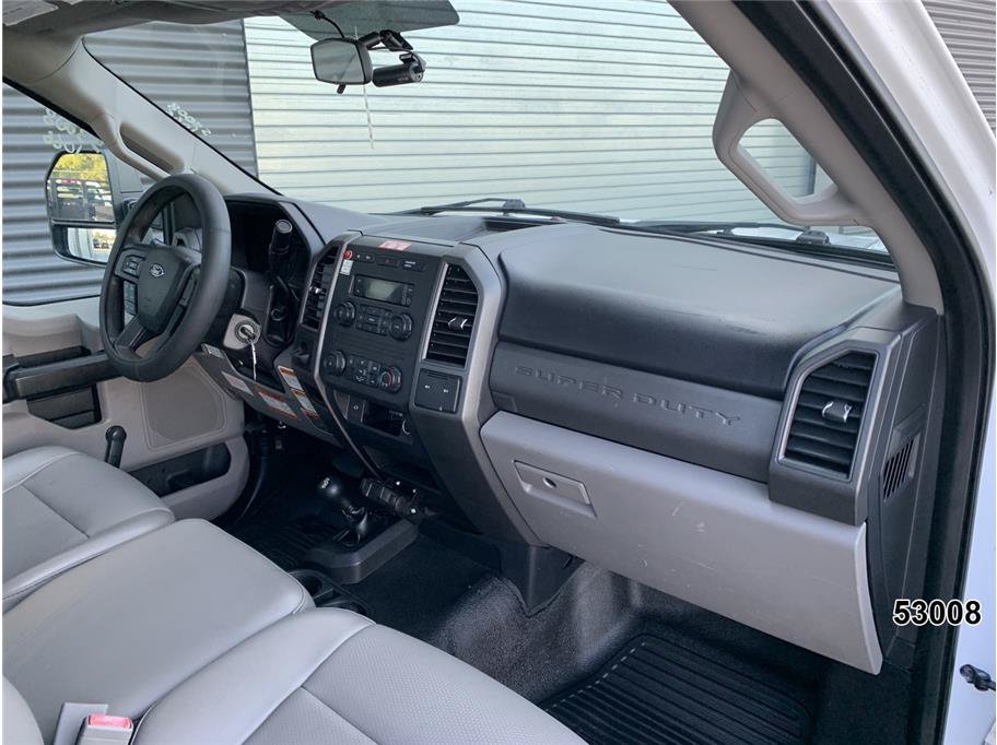 Used 2019 Ford F550 4x4 Regular Cab Super Duty w/ Snow Plow Prep Package image 27