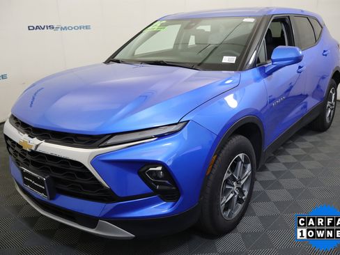 Used 2025 Chevrolet Blazer LT FWD image 12