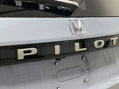 New 2026 Honda Pilot Elite image 7