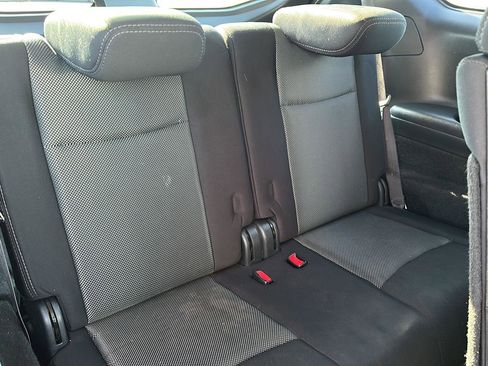 Used 2019 Nissan Pathfinder SV FWD image 17