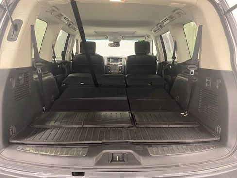 Used 2017 Nissan Armada Platinum w/ Interior Lighting Package image 26