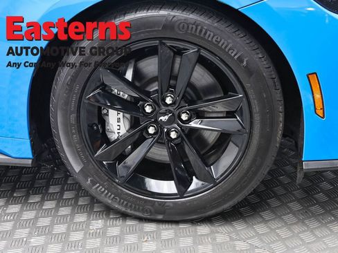 Used 2025 Ford Mustang GT RWD image 28