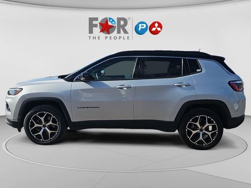 Used 2025 Jeep Compass Limited AWD/4WD image 2