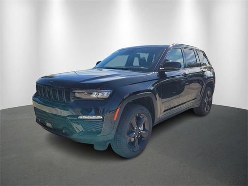New 2025 Jeep Grand Cherokee Limited w/ Luxury Tech Group II image 2