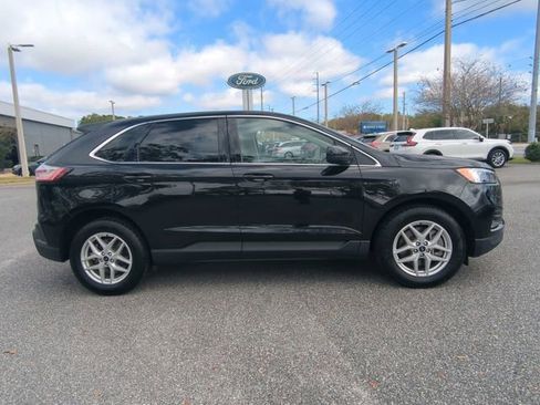 Certified 2022 Ford Edge SEL w/ Convenience Package image 4