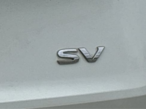 Used 2023 Nissan Rogue SV FWD image 13