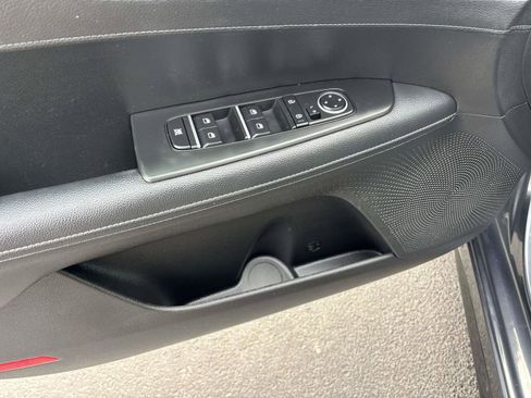 Used 2023 Kia Forte GT-Line image 17