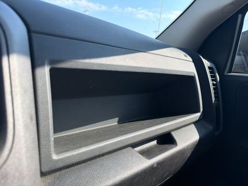 Used 2017 RAM 1500 Tradesman w/ Chrome Appearance Group AWD/4WD image 16