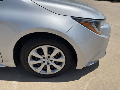 Used 2024 Toyota Corolla LE FWD image 7